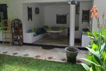 پانسیون Paradise Garden