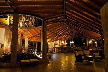 هتل Ashnil Samburu Camp