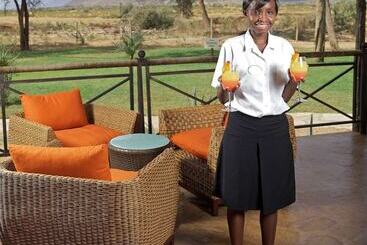 هتل Ashnil Samburu Camp