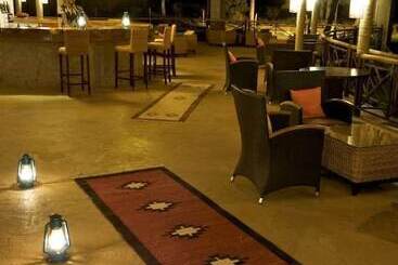 هتل Ashnil Samburu Camp