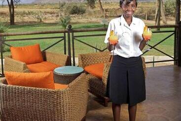 هتل Ashnil Samburu Camp