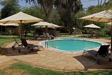 هتل Ashnil Samburu Camp