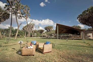 هتل Ashnil Samburu Camp