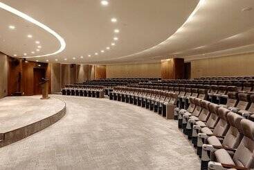 Dongguan Dongcheng International Hotel   Free Shuttle Bus To Canton Fair Exhibition Center During Ca