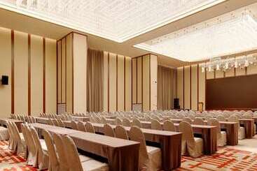 Dongguan Dongcheng International Hotel   Free Shuttle Bus To Canton Fair Exhibition Center During Ca