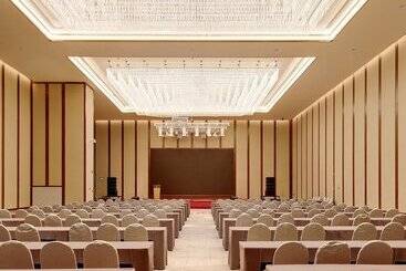 Dongguan Dongcheng International Hotel   Free Shuttle Bus To Canton Fair Exhibition Center During Ca