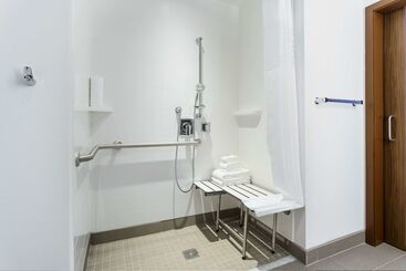 هتل Hampton Inn & Suites Santa Monica