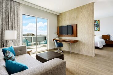 هتل Hampton Inn & Suites Santa Monica