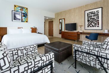 هتل Hampton Inn & Suites Santa Monica