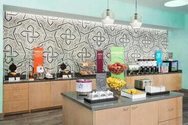 هتل Hampton Inn & Suites Santa Monica