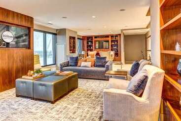 هتل Hilton Norfolk The Main