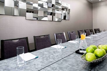 Hotel Homewood Suites By Hilton Boston Logan Airport Chelsea