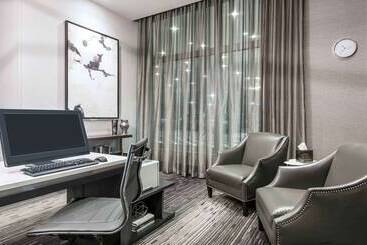 هتل Homewood Suites By Hilton Boston Logan Airport Chelsea