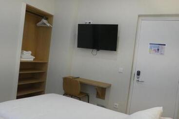 هتل Plaza Pombo B&b   Hostal