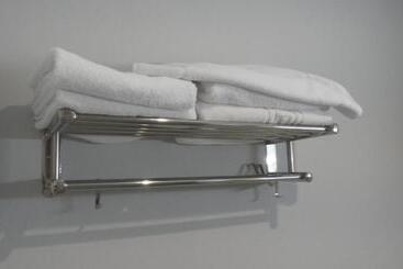 هتل Plaza Pombo B&b   Hostal