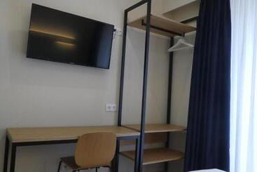 هتل Plaza Pombo B&b   Hostal