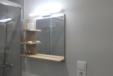 هتل Plaza Pombo B&b   Hostal