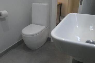 هتل Plaza Pombo B&b   Hostal