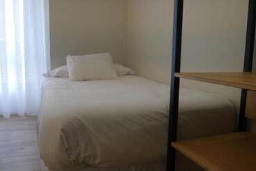 هتل Plaza Pombo B&b   Hostal