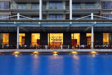 هتل Sanya Seacube Holiday