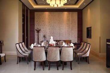 هتل Sanya Seacube Holiday