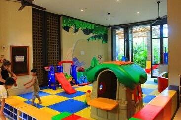 هتل Sanya Seacube Holiday