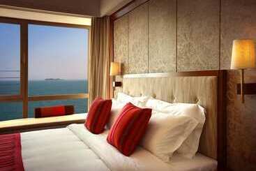 هتل Sanya Seacube Holiday