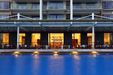 هتل Sanya Seacube Holiday