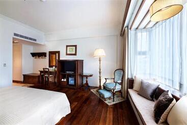 هتل Shangrila Boutique