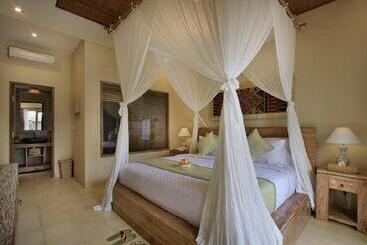 호텔 The Alena Resort A Pramana Experience