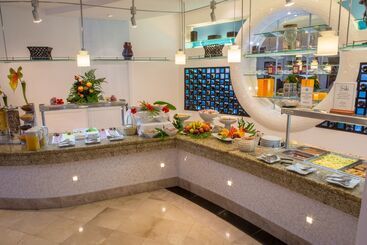 Hollywood Mirage Excel Hotels & Resorts