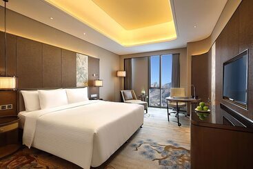 هتل Wanda Realm Taian