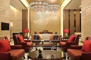 هتل Wanda Realm Taian