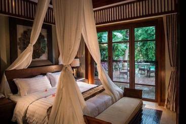 Huizhou Migratory Birds Resort Hotel