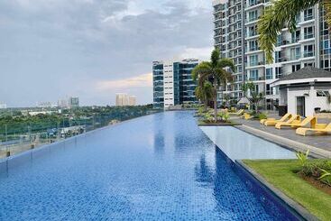 ホテル The Mactan Newtown