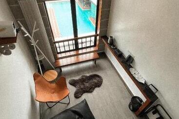 هتل Urban Glamp Resort