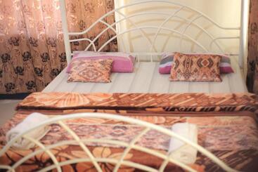 پانسیون Emmas  Guest House