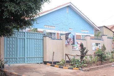 پانسیون Emmas  Guest House