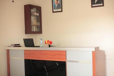 پانسیون Emmas  Guest House