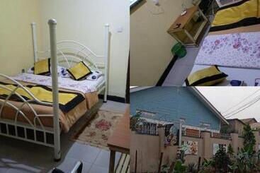 پانسیون Emmas  Guest House