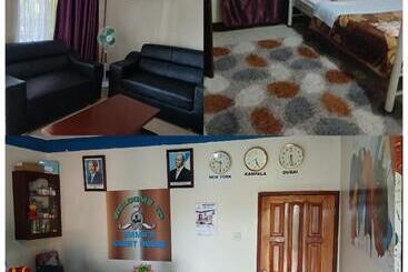 پانسیون Emmas  Guest House