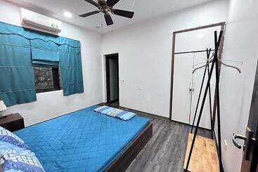هتل Bluehome Villa