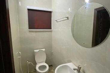 هتل Mok Apartments & Suites