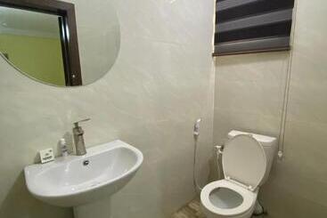 هتل Mok Apartments & Suites