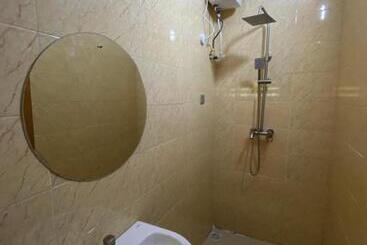هتل Mok Apartments & Suites