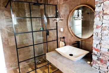 هتل Serenity Residences & Spa   Kokrobite Beach