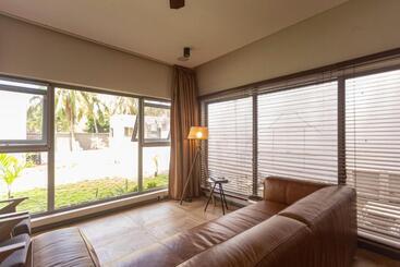 هتل Serenity Residences & Spa   Kokrobite Beach