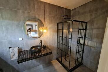 هتل Serenity Residences & Spa   Kokrobite Beach