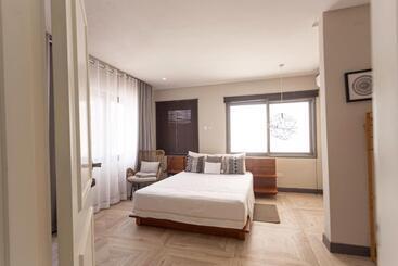 هتل Serenity Residences & Spa   Kokrobite Beach