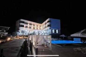 پانسیون Partizan Resort